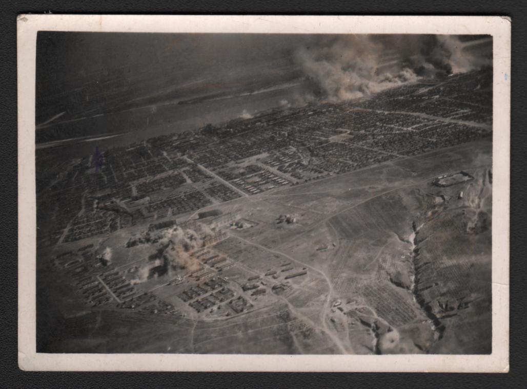 Бомбардировка Сталинграда. Немецкий снимок с самолёта 