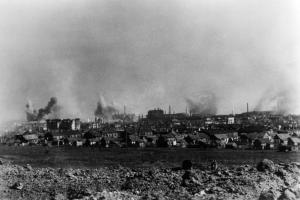 Бомбардировка, немецкой авиацией, Краснооктябрьского района Сталинграда. Октябрь 1942 года 